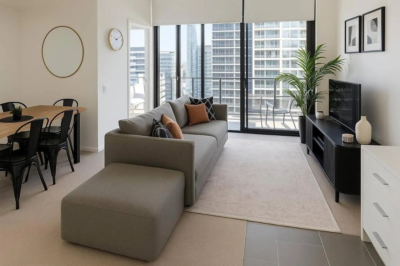Stunning Mountain Views & Brisbane'S Best Location