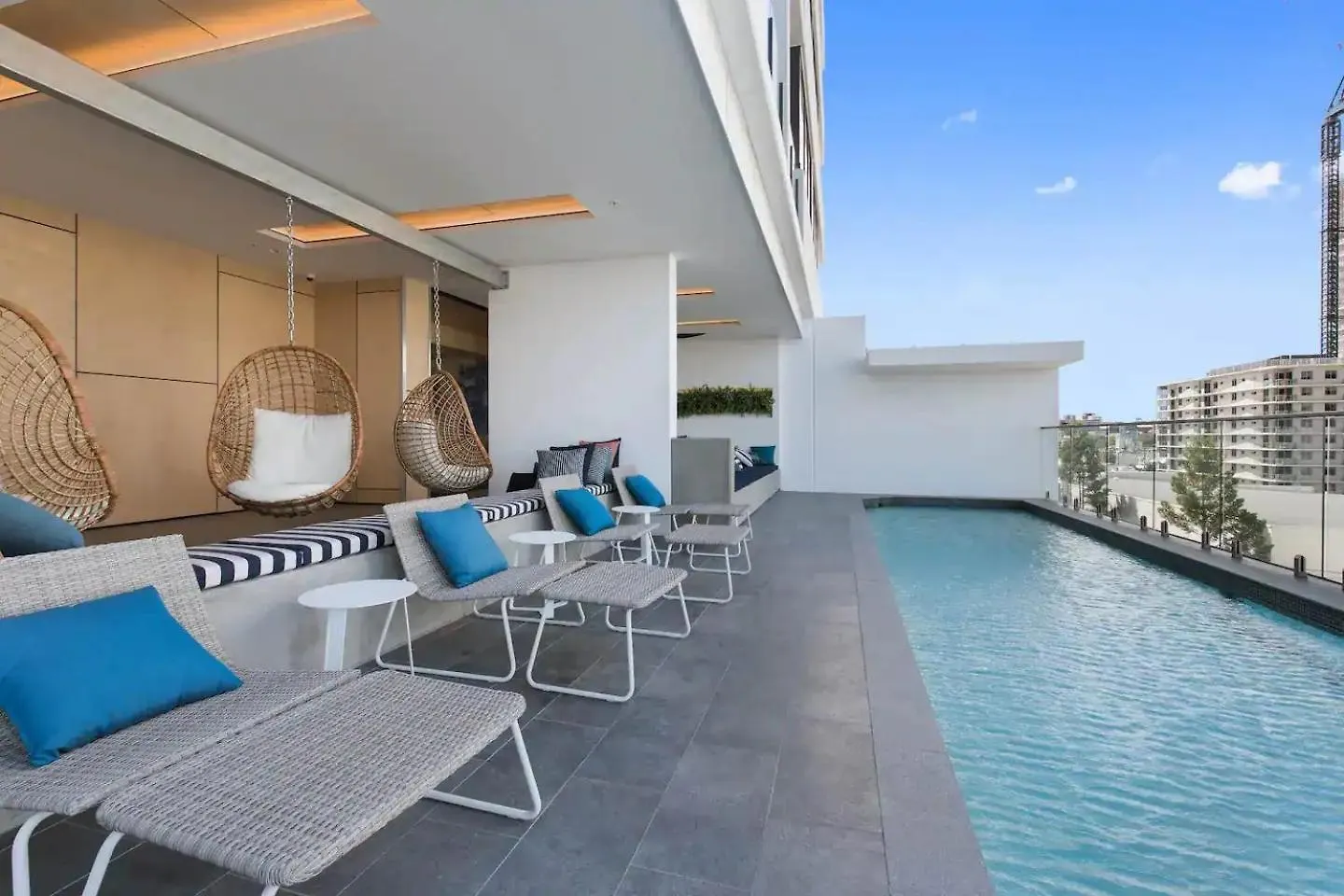 Stunning Mountain Views & Brisbane'S Best Location 0*, Brisbane