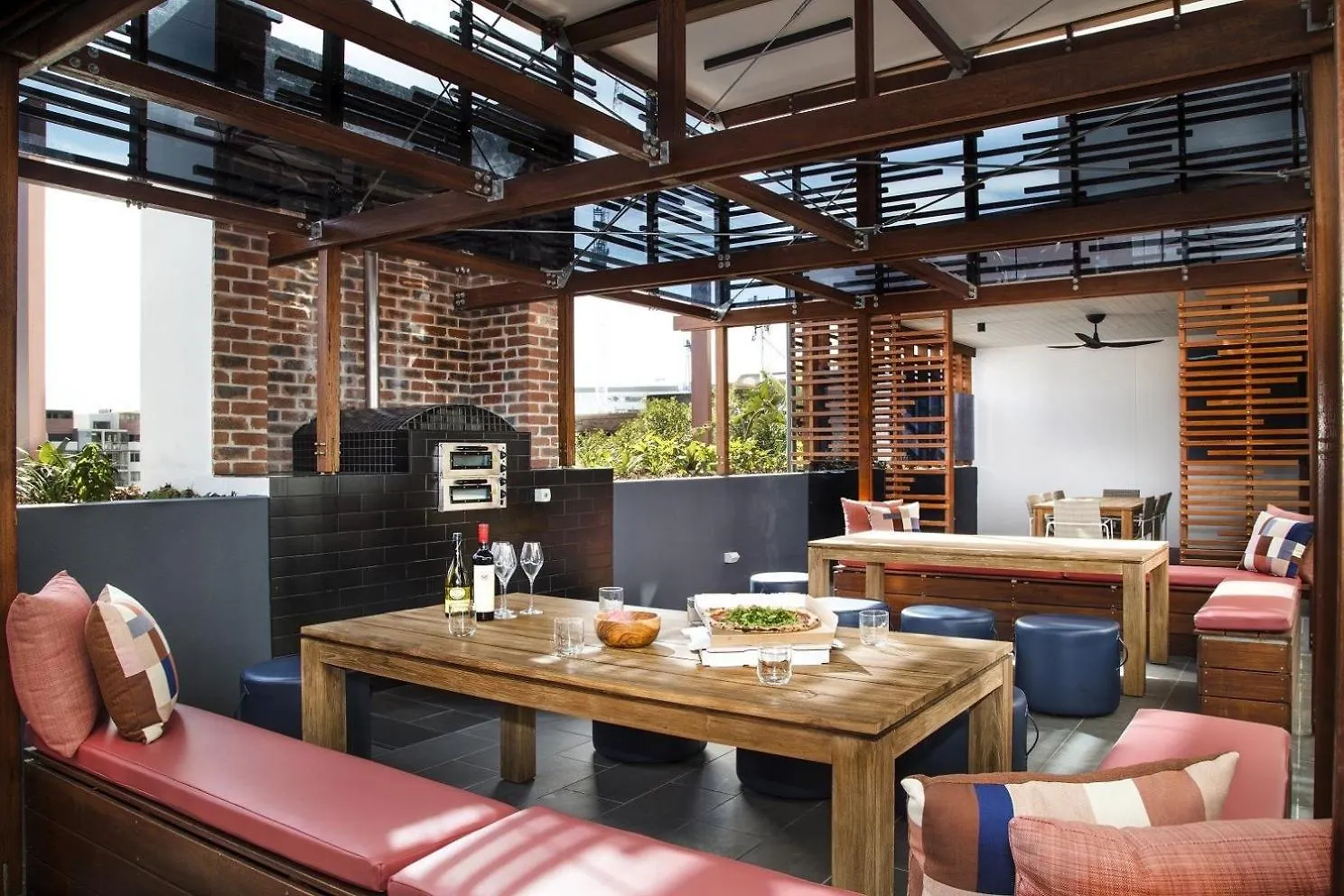 Stunning Mountain Views & Brisbane'S Best Location 0*, Brisbane Australia
